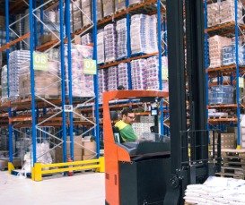 Warehouse racking in operation