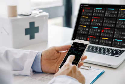 Alt text: Noccarc HorizonView remote ventilator monitoring on a mobile phone