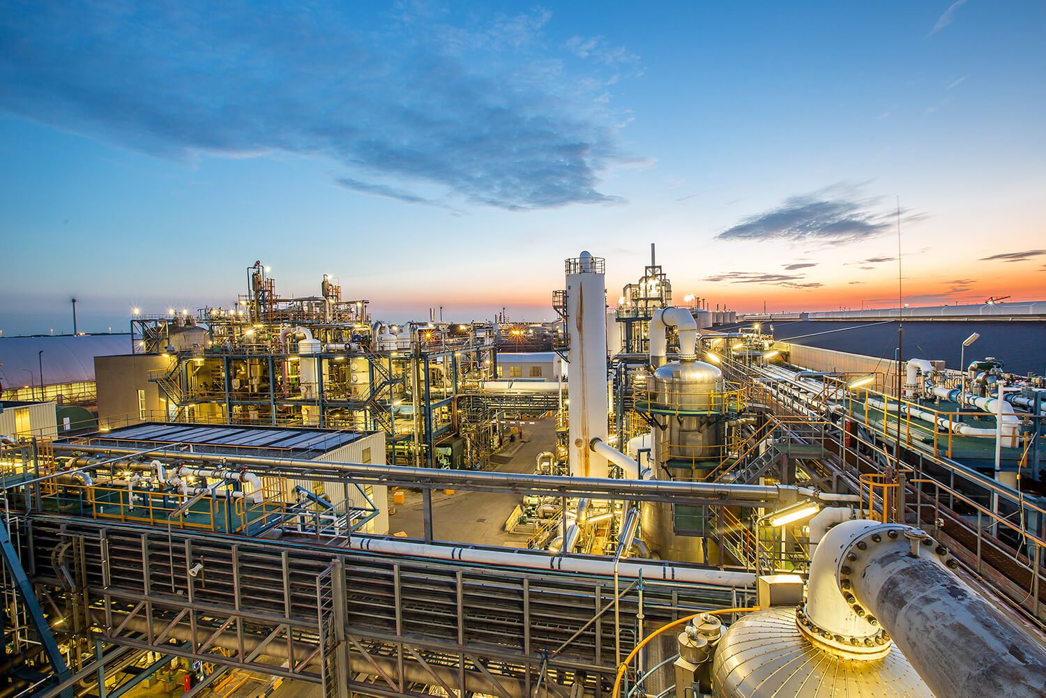 Alt text: Chemical manufacturing plant in Scimplify's partner network