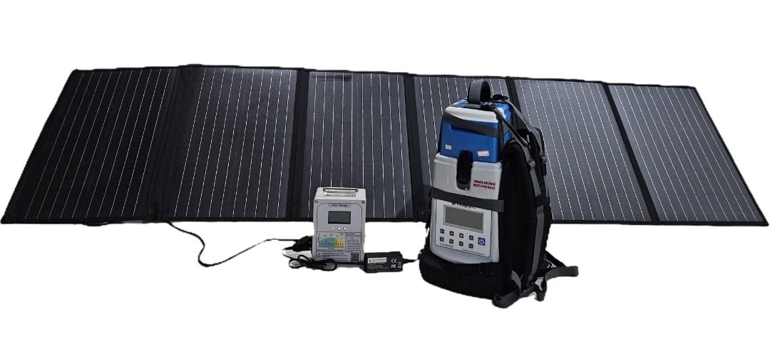 Emvólio with a solar charging setup for off-grid operation