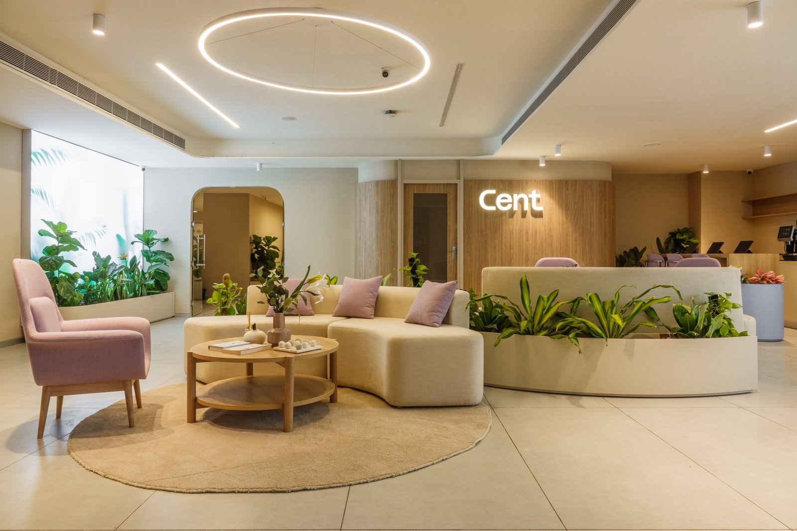 The reception of a Cent preventive health centre