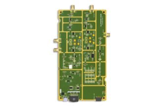 Cyronics QUASAR B1 HF SDR front-end module board render