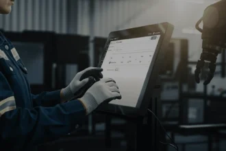 Fynd Forge AI-native manufacturing OS on a factory touchscreen