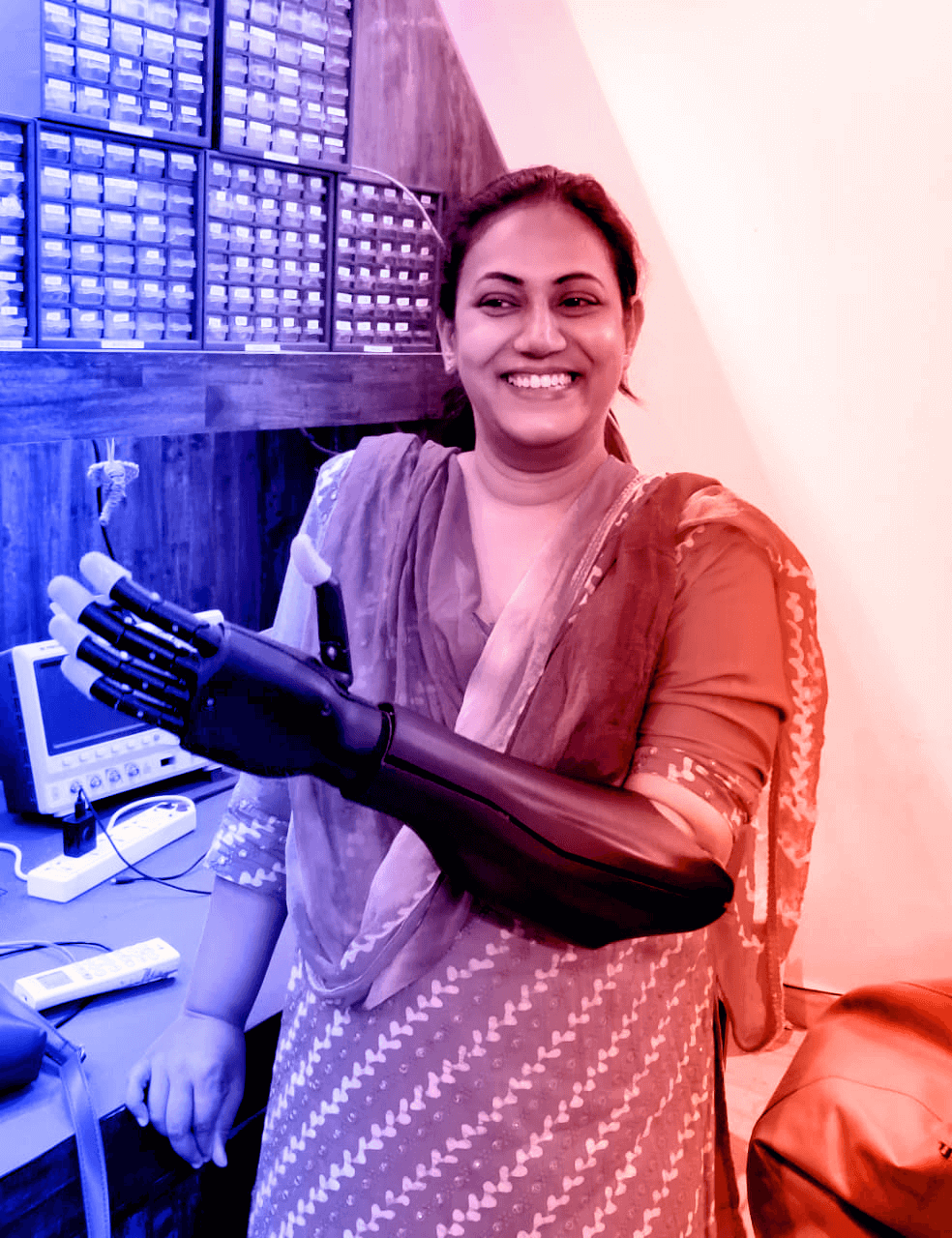 KalArm bionic hand fitted on a user