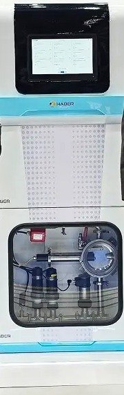 A Haber eLIXA unit with its sampling hardware and live process screen