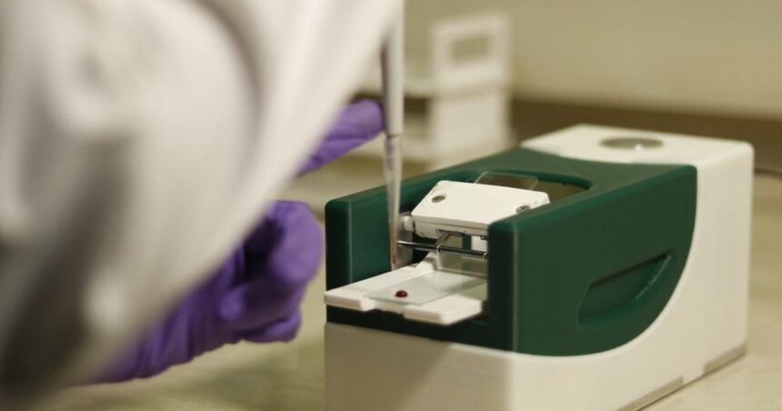 Rheoheme blood smear device OG cover